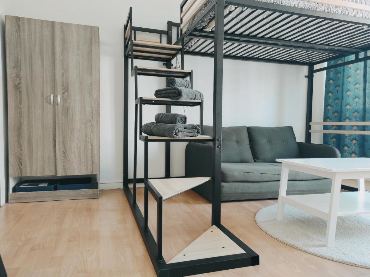 Joli - Promenade Des - Acces Appartement *